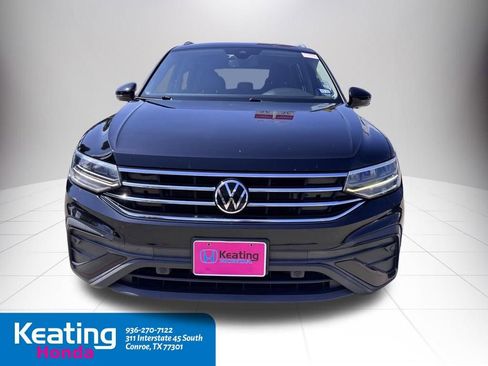 Used 2022 Volkswagen Tiguan SE FWD image 3