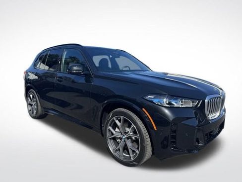 New 2026 BMW X5 xDrive50e w/ M Sport Package image 3