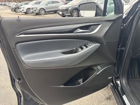 Used 2021 Buick Enclave Essence w/ Sound and Sites Package image 16