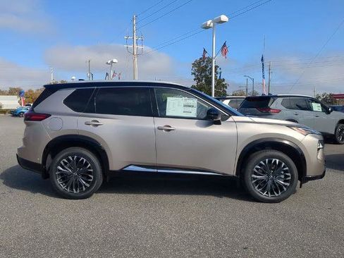 Certified 2026 Nissan Rogue Platinum w/ Tech Package AWD/4WD image 3