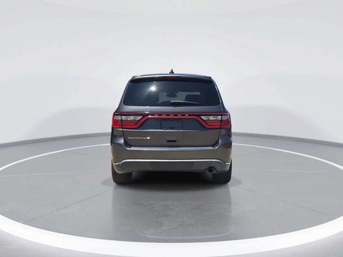 Used 2018 Dodge Durango SXT w/ 3rd Row Seating Group RWD image 7