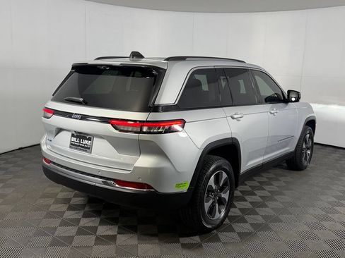 Used 2023 Jeep Grand Cherokee 4WD 4xe w/ Luxury Tech Group II image 7