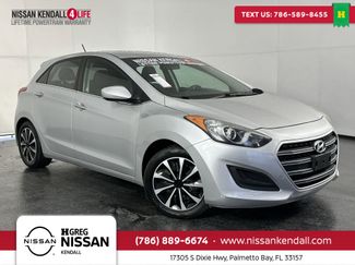 Used 2016 Hyundai Elantra GT image 1