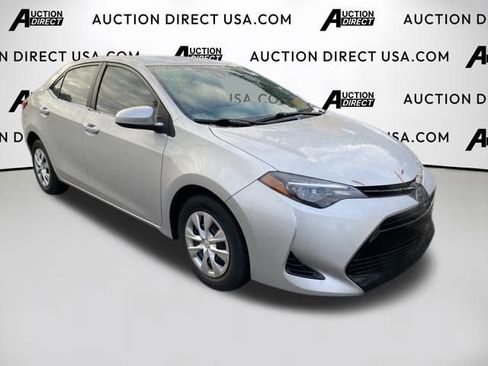 Used 2018 Toyota Corolla L image 3