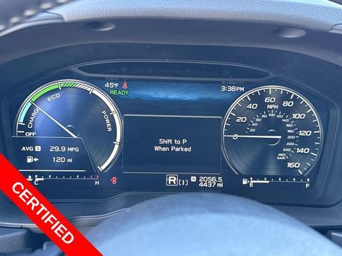 Used 2025 Subaru Forester Limited image 28