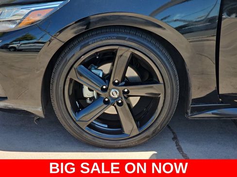 Used 2023 Nissan Sentra SR w/ Midnight Edition Package FWD image 34