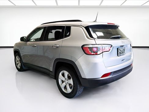 Used 2020 Jeep Compass Latitude FWD image 6