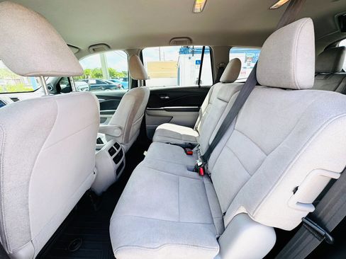 Used 2021 Honda Pilot LX image 12