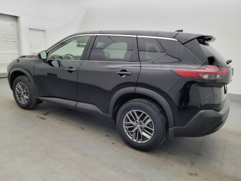 Used 2021 Nissan Rogue S FWD image 3