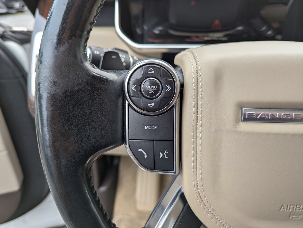 Used 2016 Land Rover Range Rover HSE AWD/4WD image 16