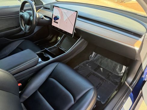 Used 2018 Tesla Model 3 Long Range image 26