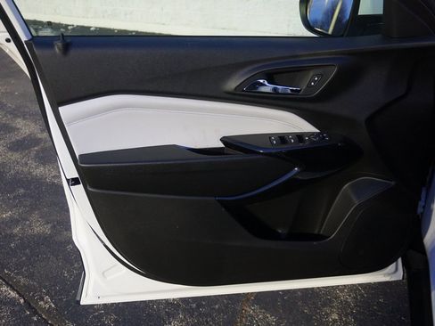 New 2026 Chevrolet Trax LT image 22