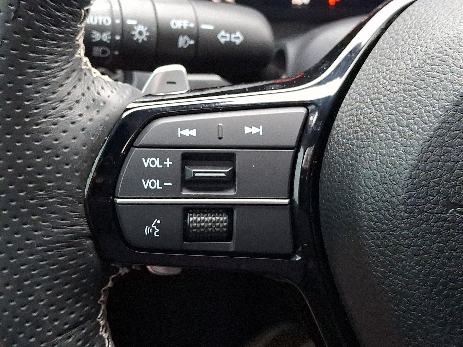 Used 2025 Acura Integra A-Spec w/ Technology Package FWD image 21