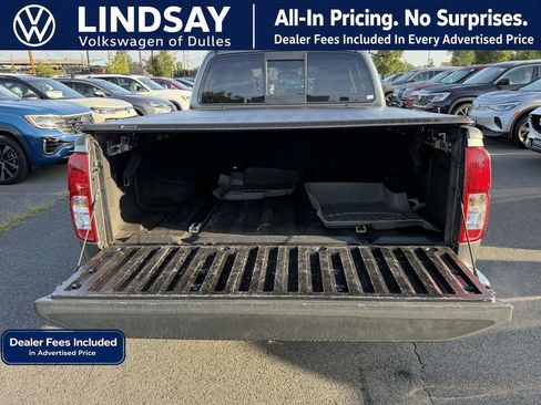 Used 2016 Nissan Frontier SL AWD/4WD image 15