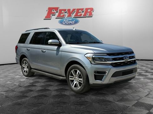 Certified 2024 Ford Expedition Limited image 7