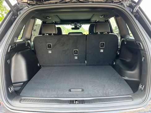 New 2025 Jeep Grand Cherokee Limited w/ Luxury Tech Group II image 33