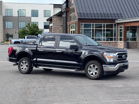 Used 2022 Ford F150 XLT w/ XTR Package AWD/4WD image 2