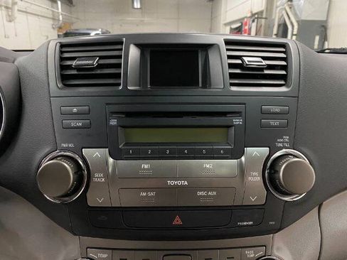 Used 2008 Toyota Highlander Sport AWD/4WD image 26