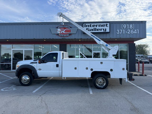 Used 2014 Ford F550 2WD Regular Cab Super Duty image 1