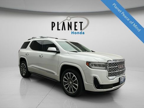 Used 2020 GMC Acadia Denali w/ LPO, 'HIT The Road' Package AWD/4WD image 1