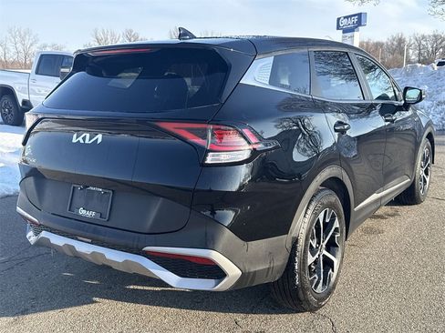 Used 2023 Kia Sportage EX image 8