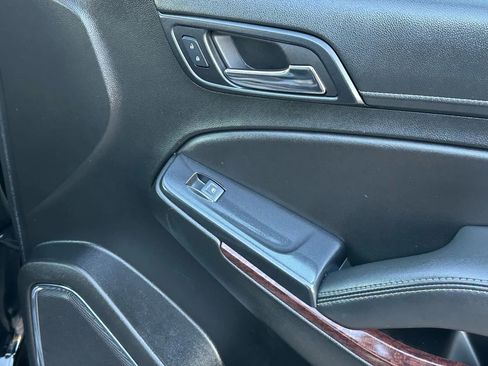 Used 2018 GMC Yukon XL SLT w/ Open Road Package image 25