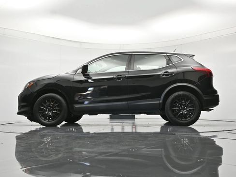 Used 2018 Nissan Rogue Sport S FWD image 43