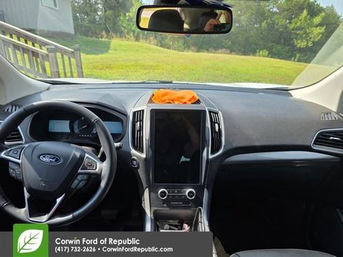 Used 2023 Ford Edge SEL w/ Convenience Package AWD/4WD image 9