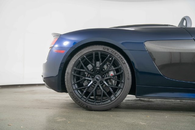 Used 2018 Audi R8 V10 plus AWD/4WD image 10