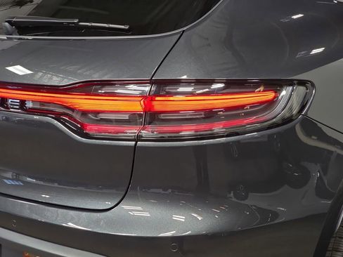 New 2026 Porsche Macan image 30