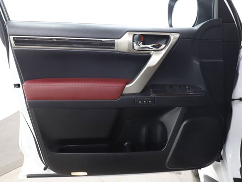 Used 2021 Lexus GX 460 Premium w/ Premium Package image 25