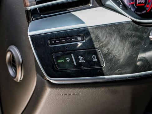 Used 2019 Audi A8 L 3.0T w/ Luxury Package image 28