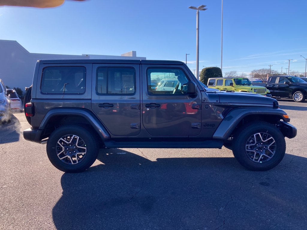 New 2026 Jeep Wrangler Unlimited Sahara AWD/4WD image 7