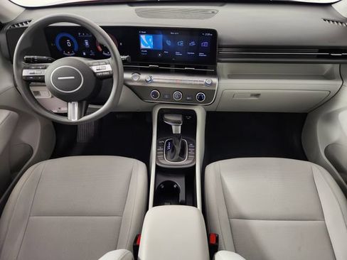 Certified 2025 Hyundai Kona SE AWD/4WD image 19