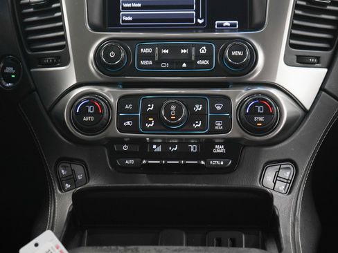 Used 2016 Chevrolet Suburban LTZ AWD/4WD image 17