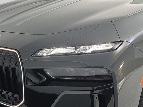 New 2026 BMW 760i xDrive w/ Executive Package image 31