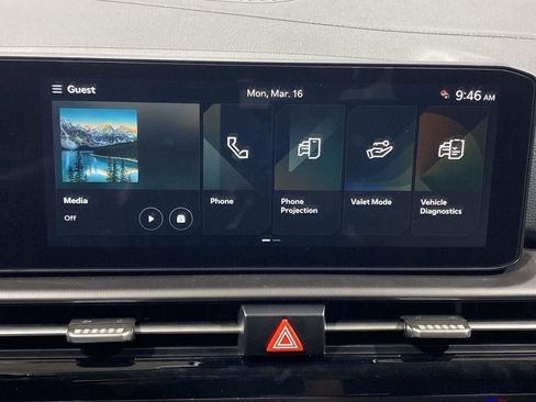 New 2026 Kia Sportage EX FWD image 12