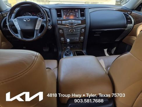 Used 2017 INFINITI QX80 Signature Edition RWD image 28