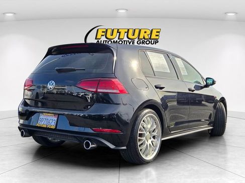 Used 2020 Volkswagen GTI SE image 4