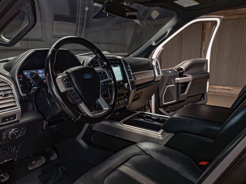 Used 2018 Ford F350 Platinum w/ Platinum Ultimate Package image 17