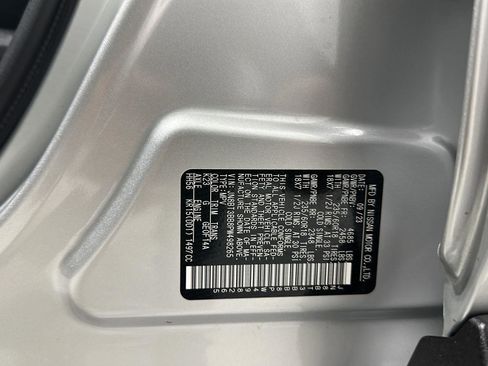 Used 2023 Nissan Rogue SV image 33