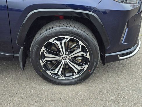 Used 2024 Toyota RAV4 XSE w/ Premium Package image 9