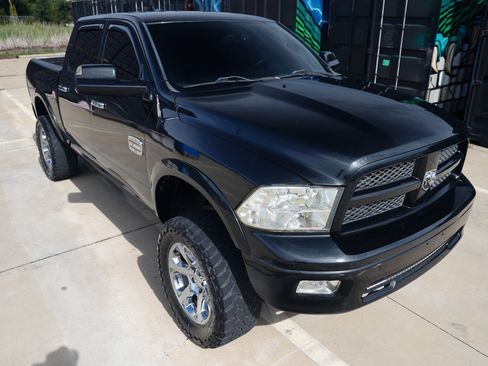 Used 2011 RAM 1500 Laramie Longhorn RWD image 19