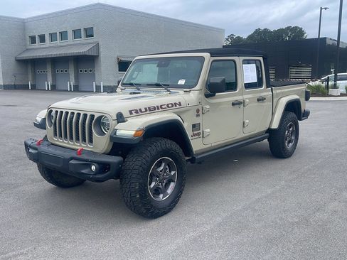 Used 2020 Jeep Gladiator Rubicon AWD/4WD image 3