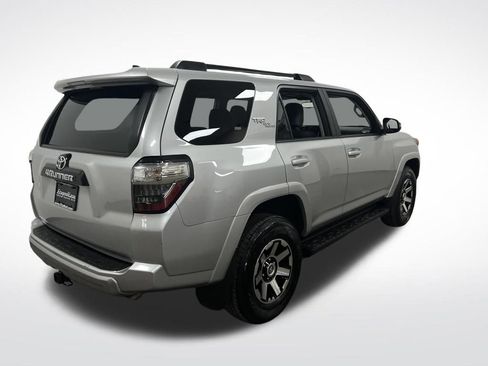 Used 2024 Toyota 4Runner TRD Off-Road Premium image 8