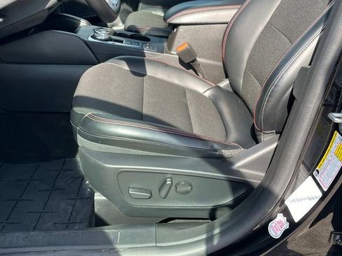Used 2025 Ford Escape ST-Line image 27