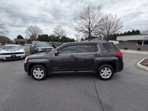 Used 2014 GMC Terrain SLE FWD image 4