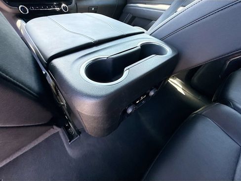 Used 2025 Chevrolet Tahoe LT RWD image 27