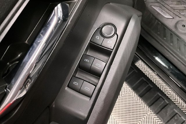 Used 2024 GMC Canyon Elevation w/ Convenience Package AWD/4WD image 39