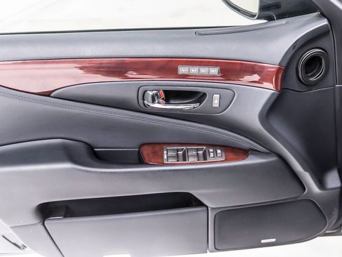Used 2010 Lexus LS 460 L RWD image 27